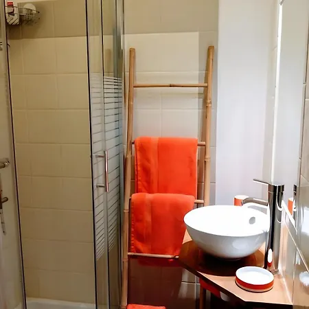 Bed & Breakfast La Petite Maison De Noemie 3*