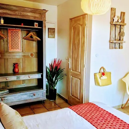 La Petite Maison De Noemie 3* Gras